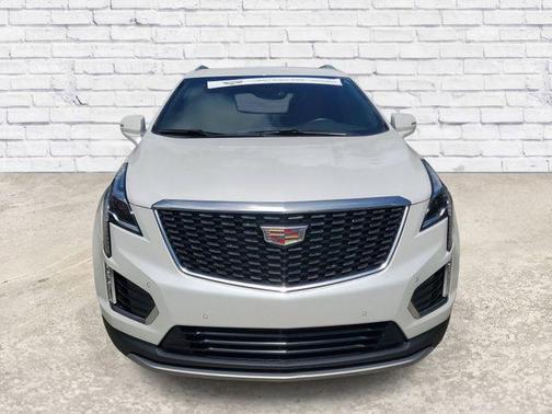 Crystal White Tricoat 2023 Cadillac XT5 Premium Luxury