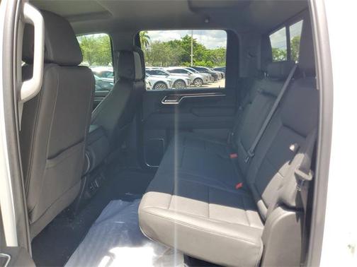 2025 Chevrolet Silverado 3500 LT