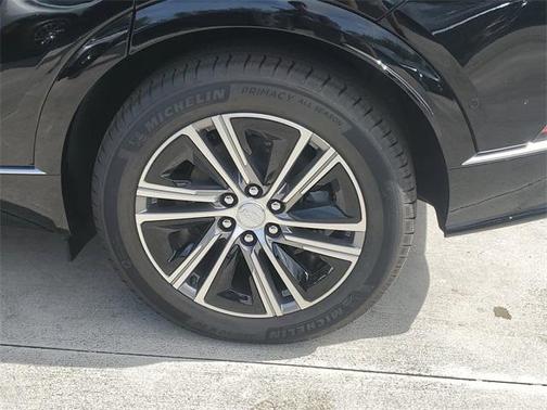 2025 Cadillac LYRIQ Luxury