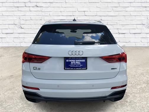 2022 Audi Q3 45 S line Premium Plus