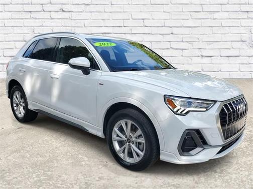 2022 Audi Q3 45 S line Premium Plus