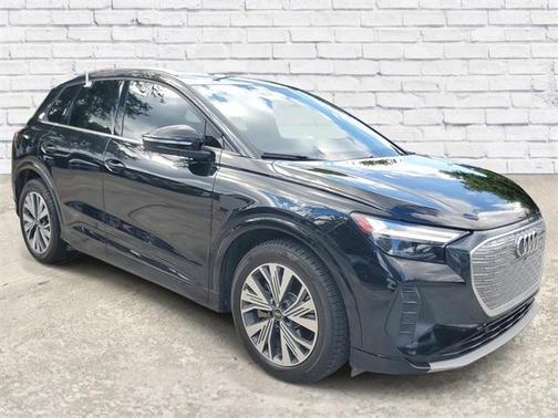 2023 Audi Q4 e-tron Premium 40 RWD