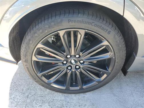 2026 Cadillac LYRIQ V Premium