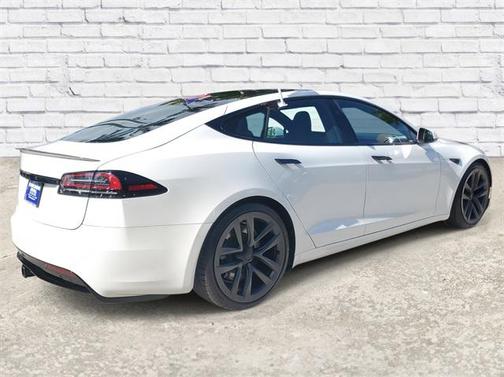 2023 Tesla Model S Standard Range