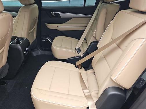 2025 Buick Enclave Preferred FWD