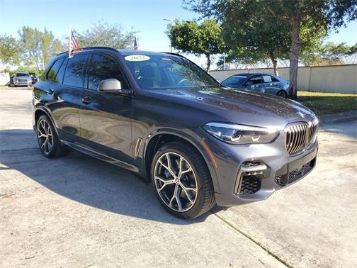 2022 BMW X5 M50i