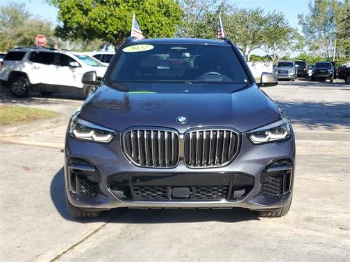 2022 BMW X5 M50i