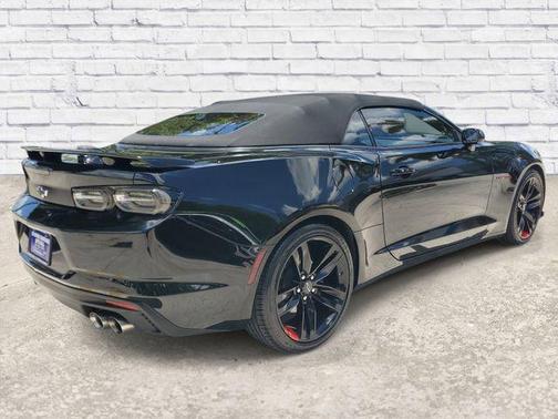 Black 2023 Chevrolet Camaro RWD Convertible LT1