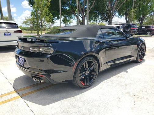 Black 2023 Chevrolet Camaro RWD Convertible LT1