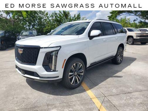 Vibrant White Tricoat 2026 Cadillac Escalade Sport
