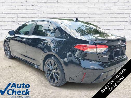 Midnight Black Metallic 2024 Toyota Corolla SE