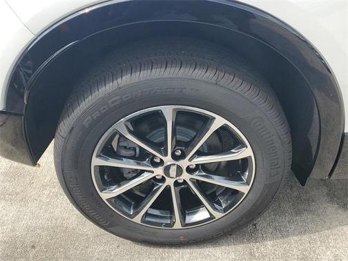 2025 Cadillac XT4 Sport