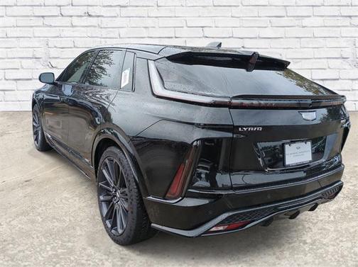 2026 Cadillac LYRIQ V