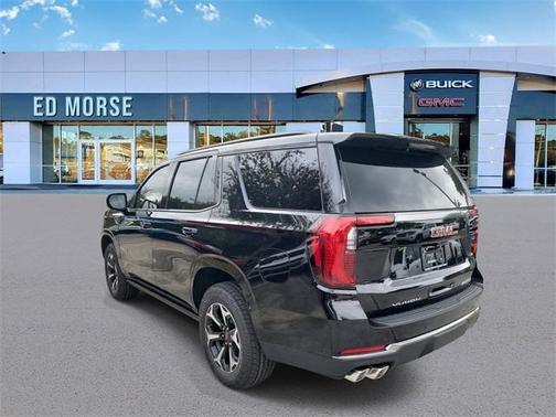 2026 GMC Yukon 4WD AT4