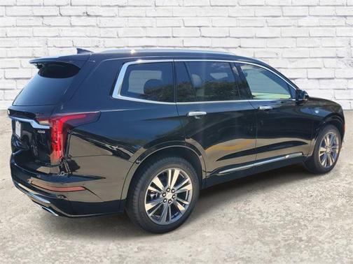2025 Cadillac XT6 Premium Luxury FWD