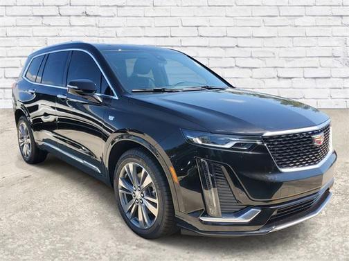 2025 Cadillac XT6 Premium Luxury FWD