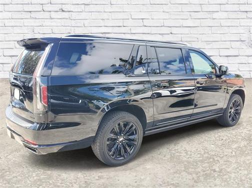 2023 Cadillac Escalade ESV Sport Platinum