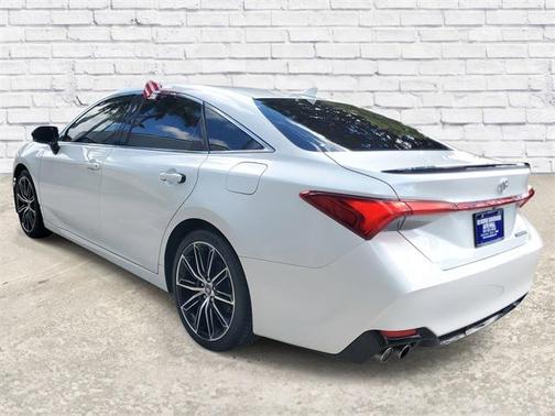 2019 Toyota Avalon Touring