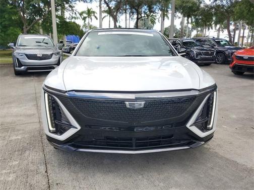 2024 Cadillac LYRIQ Sport