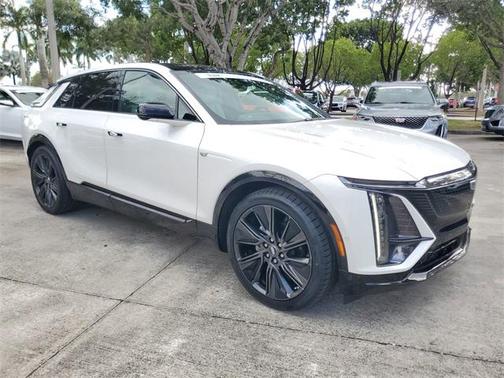 2024 Cadillac LYRIQ Sport