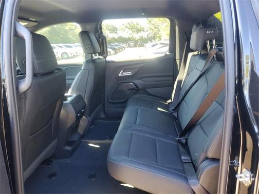 2025 Chevrolet Silverado EV LT