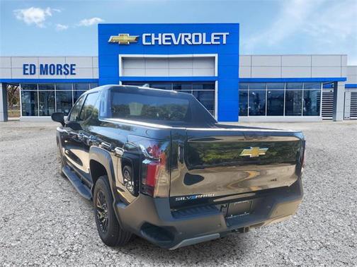 2025 Chevrolet Silverado EV LT