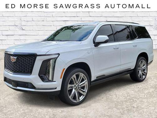 Vibrant White Tricoat 2026 Cadillac Escalade Sport Platinum