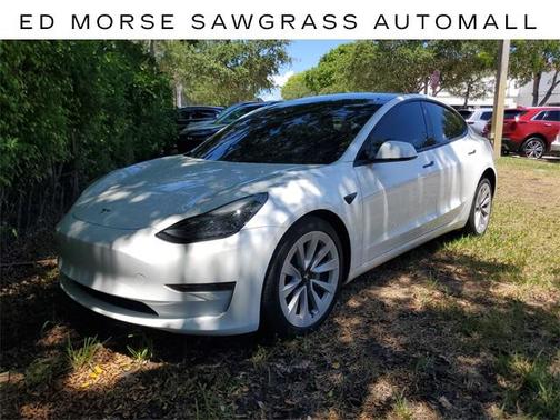 2023 Tesla Model 3 Standard Range