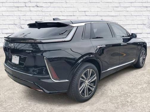 Stellar Black Metallic 2026 Cadillac LYRIQ Luxury