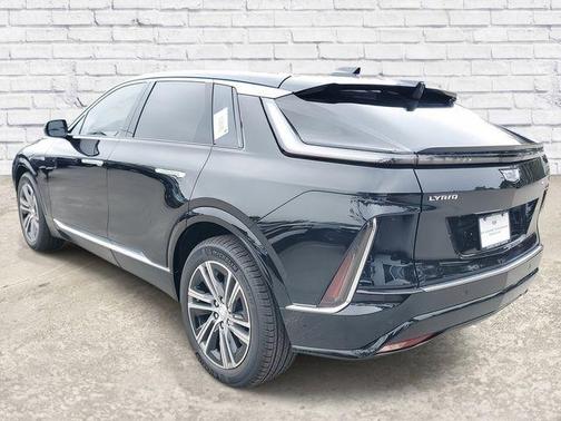 Stellar Black Metallic 2026 Cadillac LYRIQ Luxury