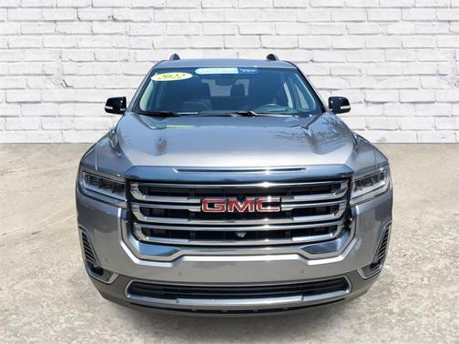 2022 GMC Acadia AWD AT4