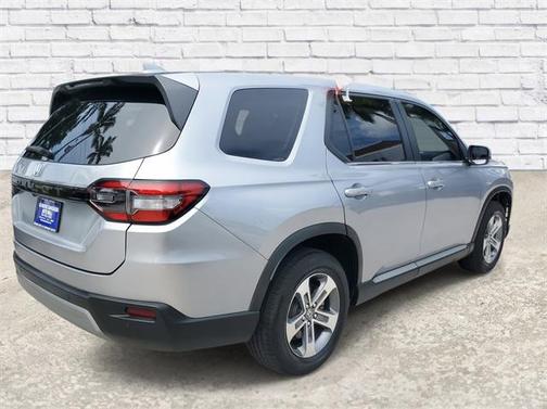 2023 Honda Pilot 2WD EX-L 8 Passenger
