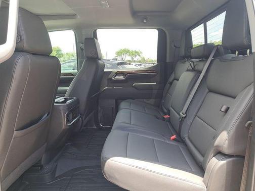 Onyx Black 2026 GMC Sierra 1500 Elevation