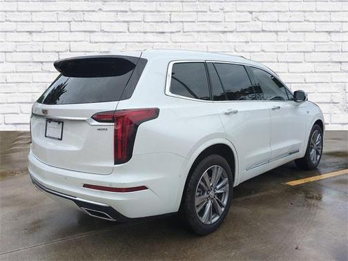2025 Cadillac XT6 Premium Luxury FWD