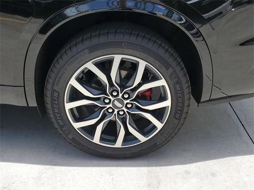 2025 Cadillac XT6 Sport AWD