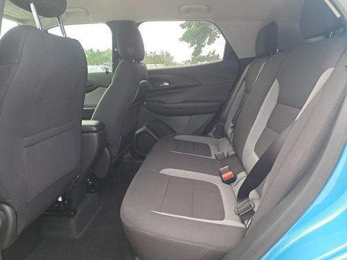 Marina Blue Metallic 2026 Chevrolet Trailblazer LT