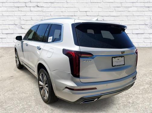 2025 Cadillac XT6 Premium Luxury FWD