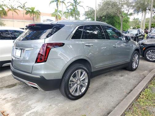 2024 Cadillac XT5 Premium Luxury