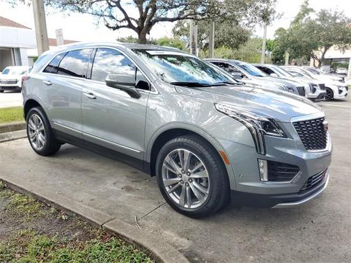 2024 Cadillac XT5 Premium Luxury
