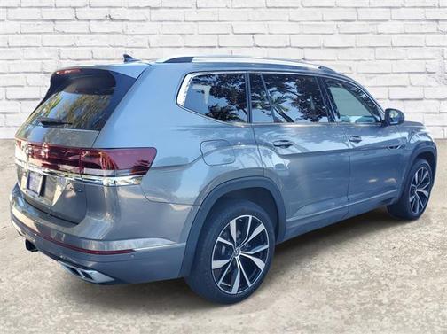 2024 Volkswagen Atlas 2.0T SEL Premium R-Line 4MOTION