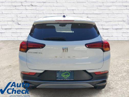 Summit White 2025 Buick Encore GX Preferred