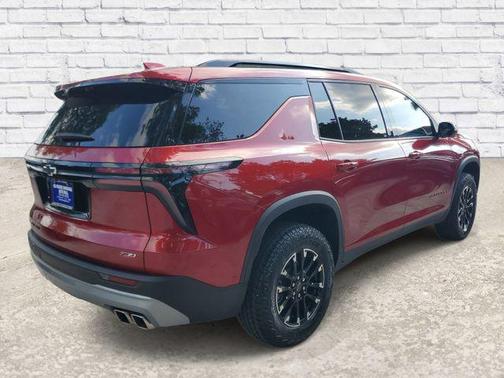 Radiant Red Tintcoat 2024 Chevrolet Traverse AWD Z71