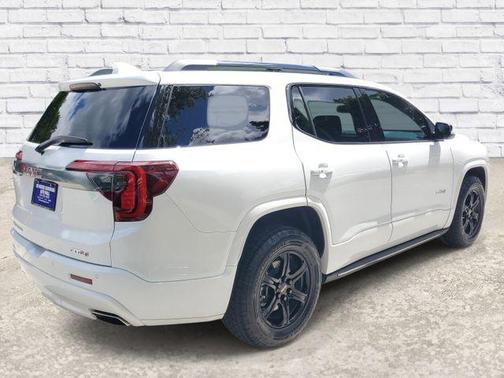 White Frost Tricoat 2021 GMC Acadia AWD AT4
