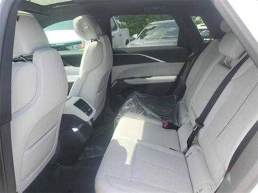 2025 Cadillac LYRIQ Luxury w/1SC