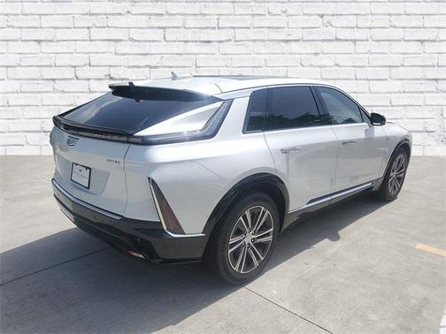 2025 Cadillac LYRIQ Luxury w/1SC