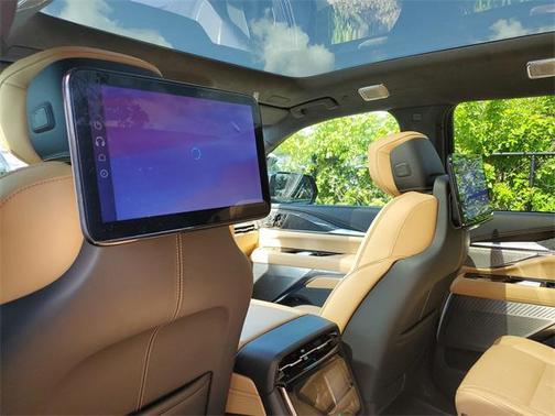 2025 Cadillac Escalade Sport