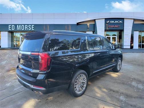 2025 GMC Yukon XL Denali