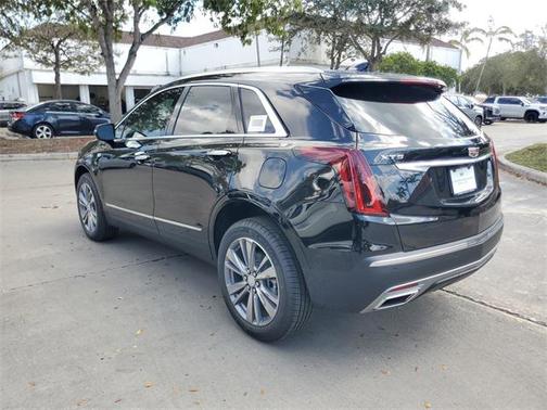 2026 Cadillac XT5 Premium Luxury