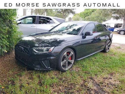 2022 Audi A4 45 S line Premium Plus