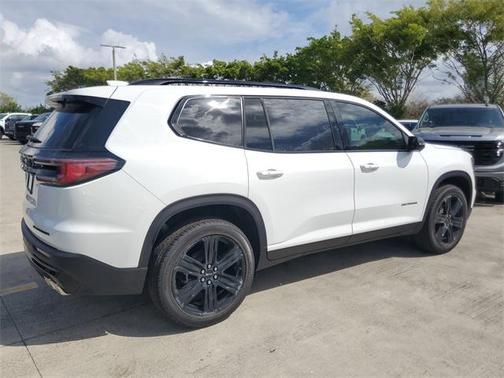 2026 GMC Acadia Elevation FWD